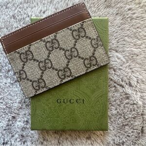 Gucci Signature Brown and Gray Card Holder